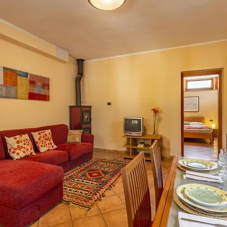 Casona Serrari Guest house *