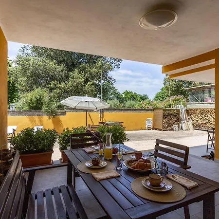 Casona Serrari Guest house *